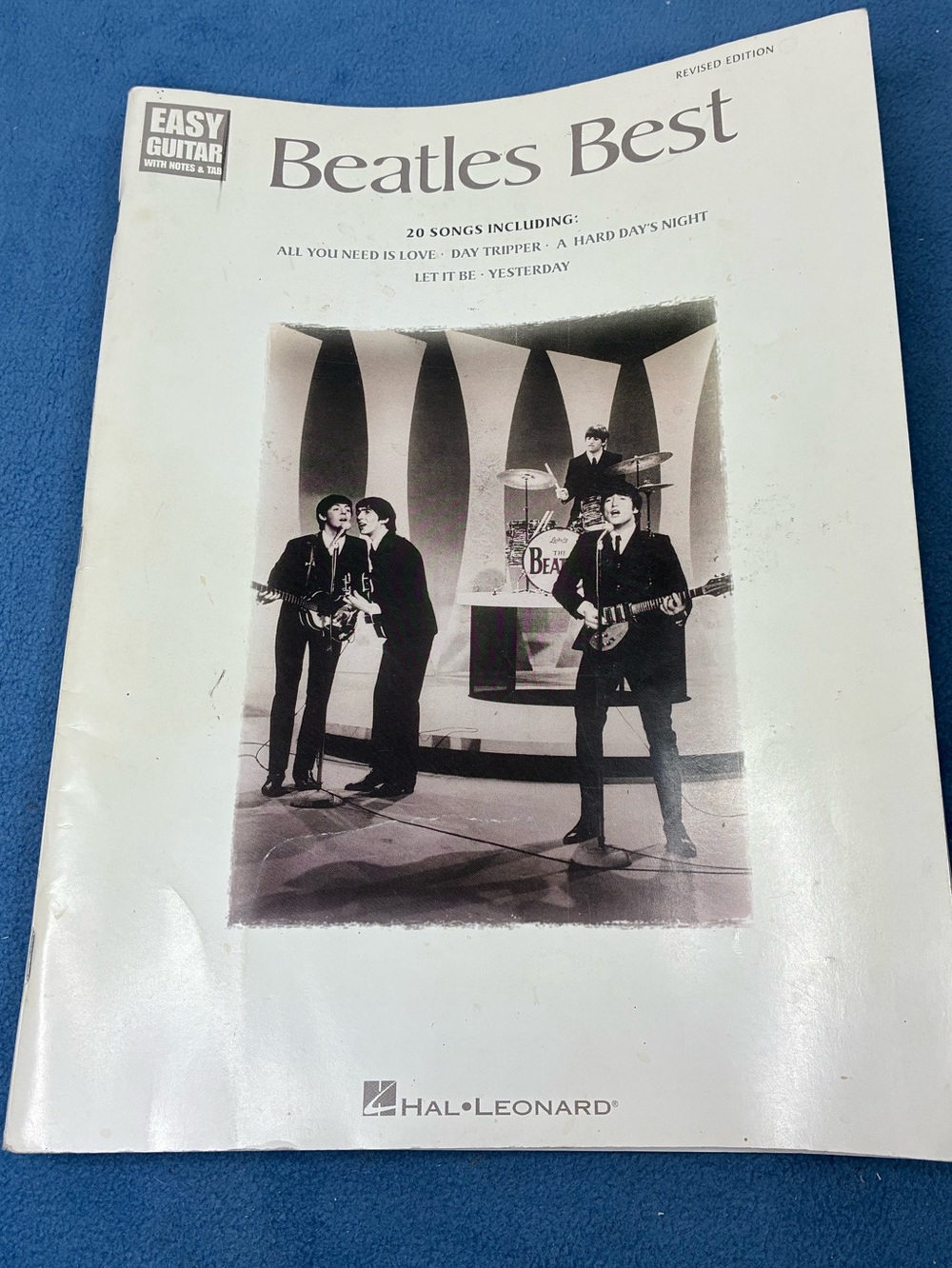 Beatles Best Easy Guitar Songbook - White